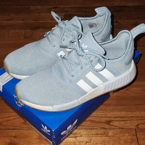 Adidas Men's Light Blue Athletic Shoes